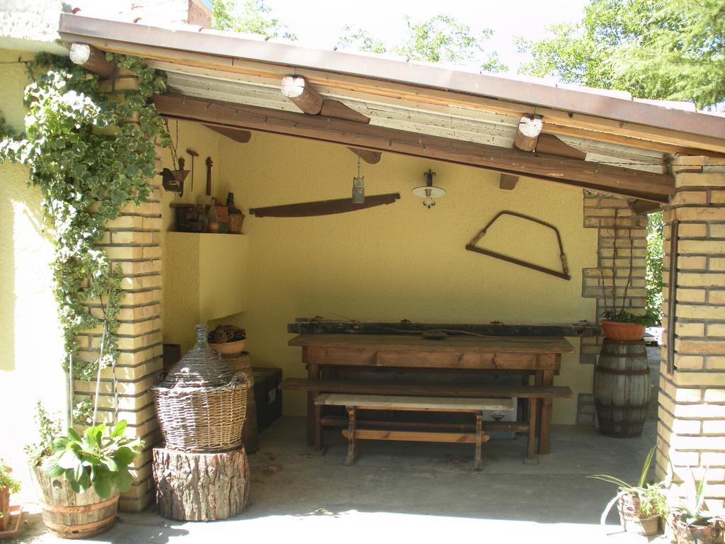 Le Stagioni Guest House Лорето Апрутино Екстериор снимка